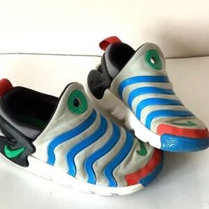 Nike Dynamo Go Water Shoes Slip on Sneakers Kids Children Swim Swimming